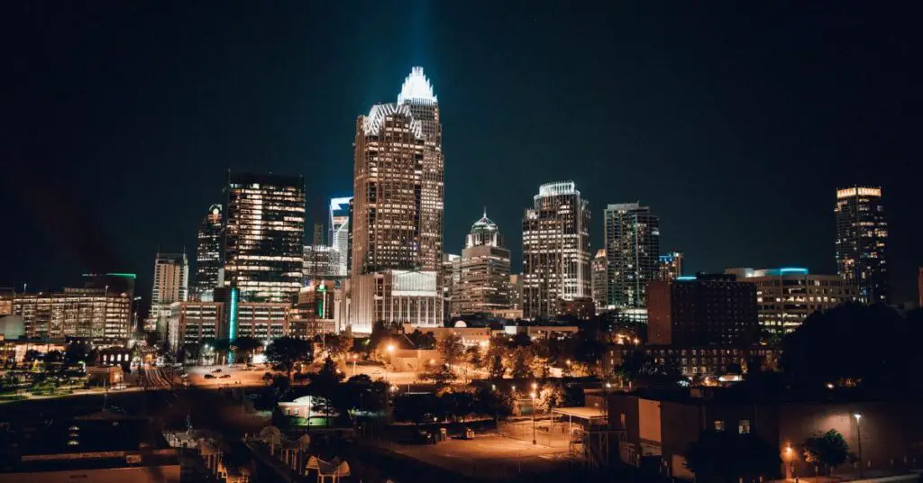 charlotte skyline at night